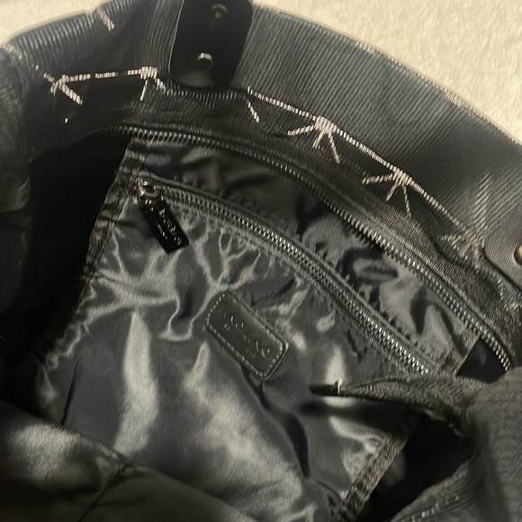 Geometric Pattern tote - Picture 3 of 5